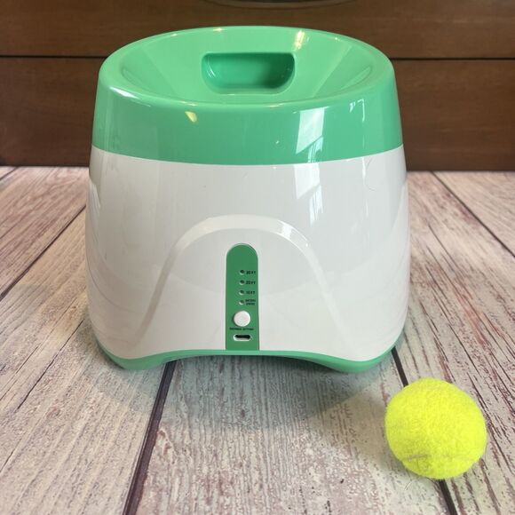 Automatic Dog Ball Launcher 10ft 20ft or 30ft Indoor Outdoor One Ball - Picture 6 of 9